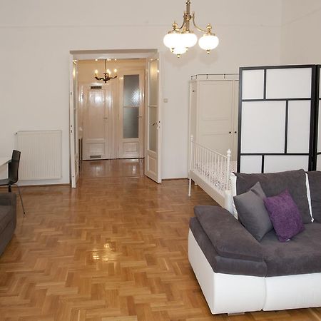 Alice Apartment Budapest Værelse billede